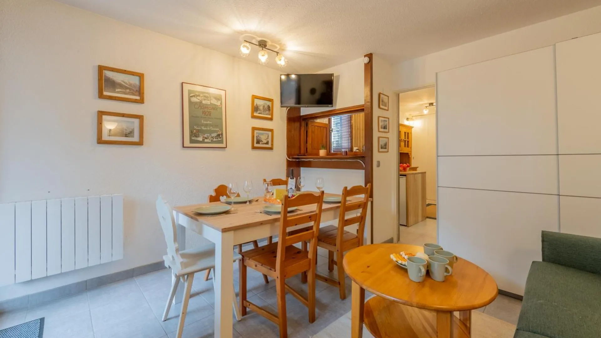 Apartment Chamonix Sud Jonquilles 001 - Happy Rentals