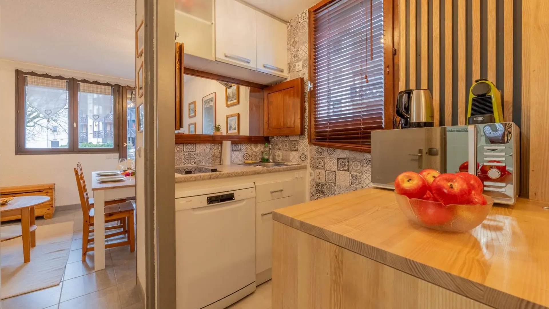 Chamonix Sud Jonquilles 001 - Happy Rentals
